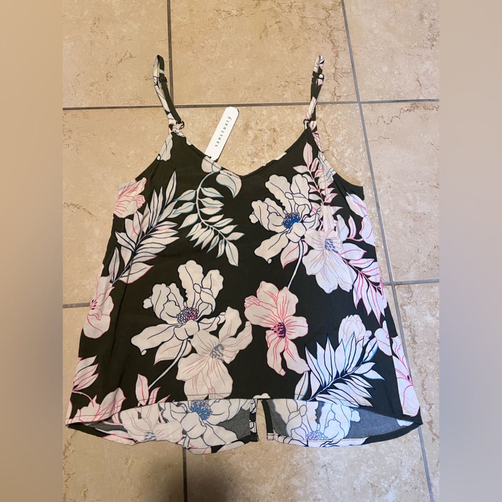 NWT Sanctuary floral design blouse